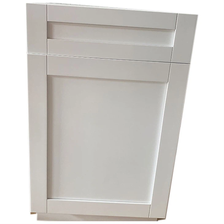 B21 White Shaker Cabinets